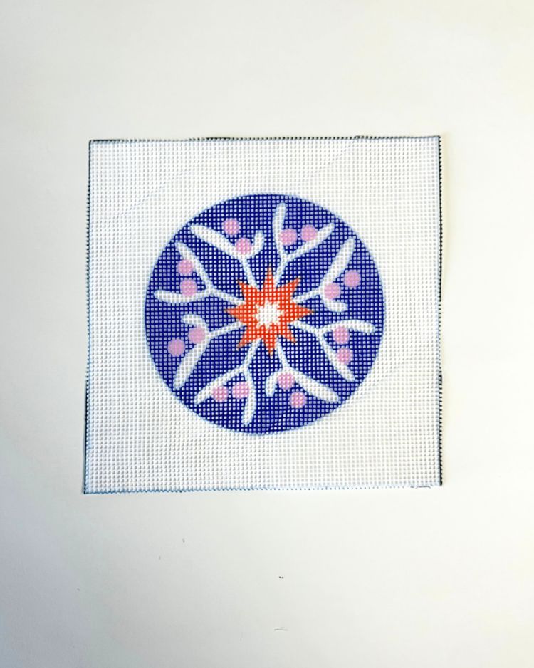 Mistletoe Star Ornament - Faulty Canvas