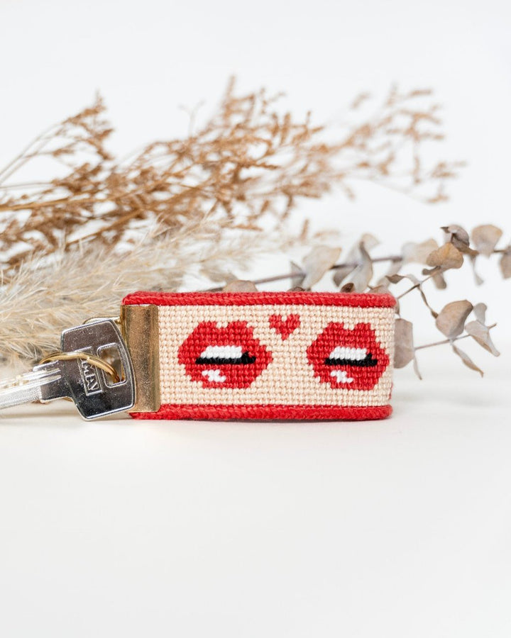 Bisous Key Fob Needlepoint Kit