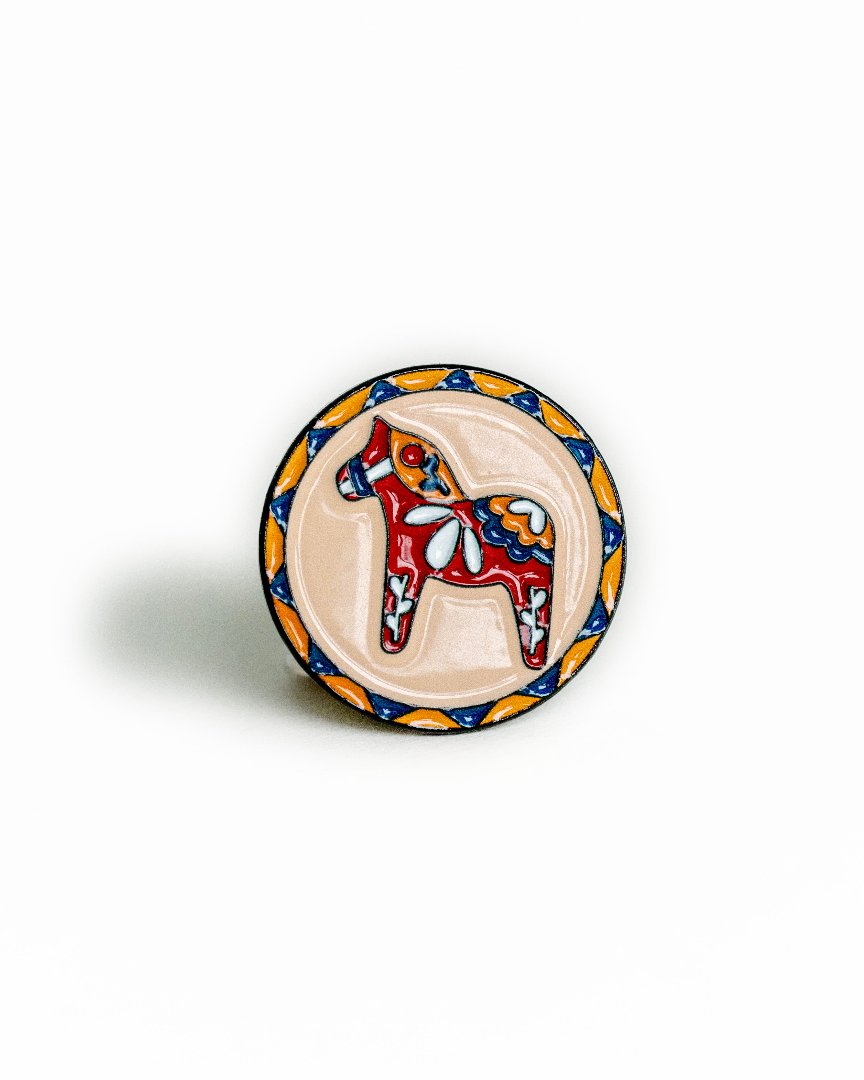 Needle Minder Dala Horse Magnet (enamel pin) – Unwind Studio Needle Minder Dala Horse Magnet (enamel pin) – Unwind Studio