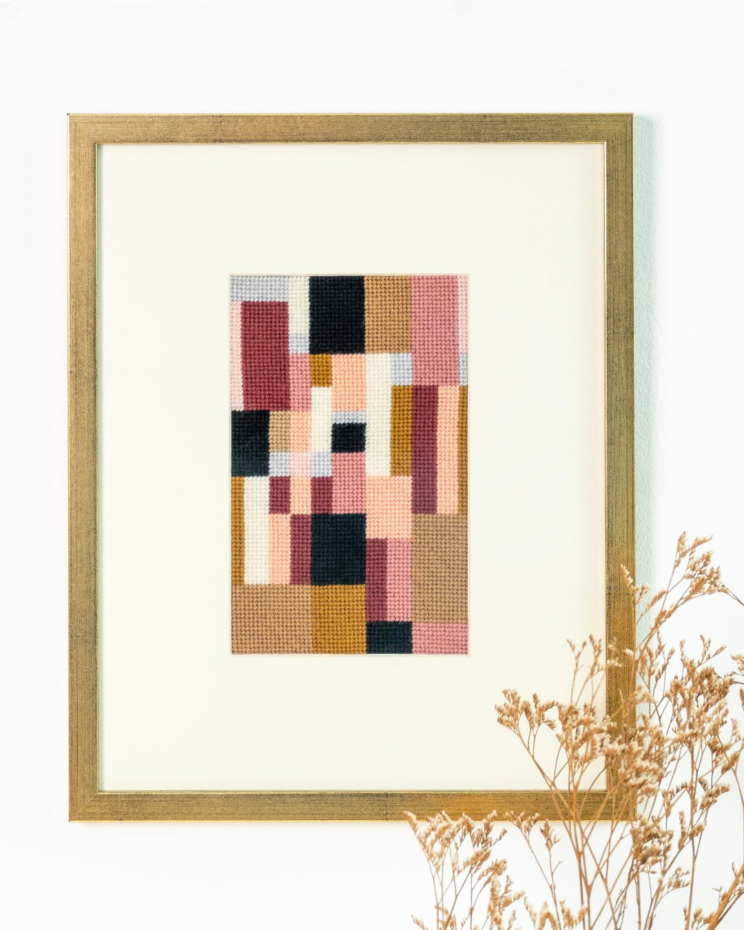 Sophie Taeuber-Arp, Vertical Composition Needlepoint Kit – Unwind