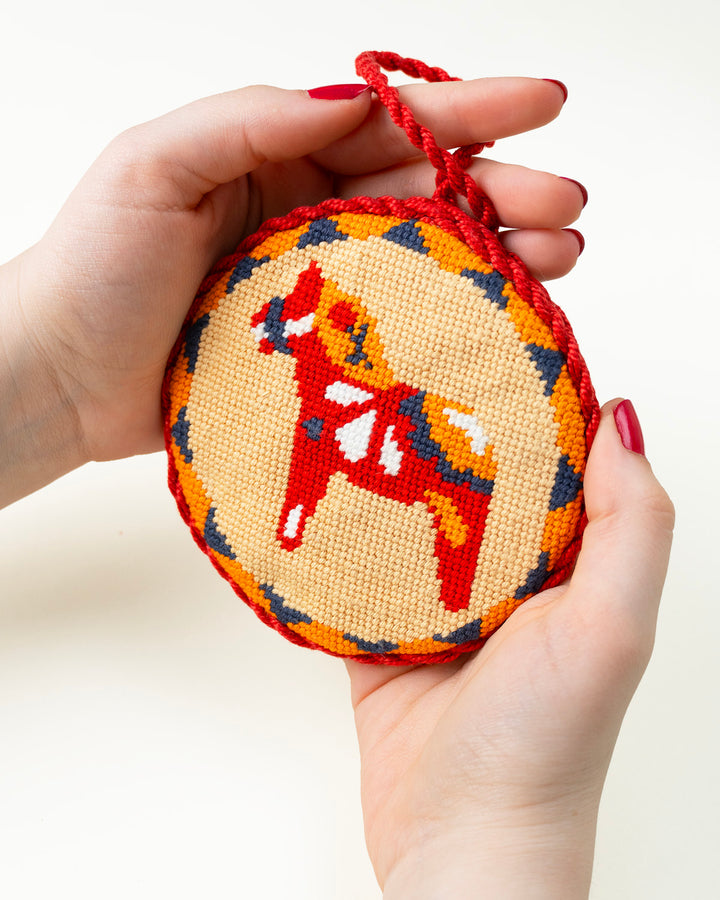 Dala Pferd Rot Gobelinstickerei Ornament set