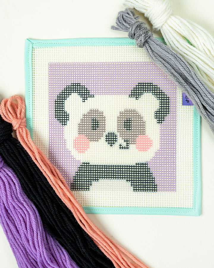 Pepper, der Panda - Stickset für Kinder