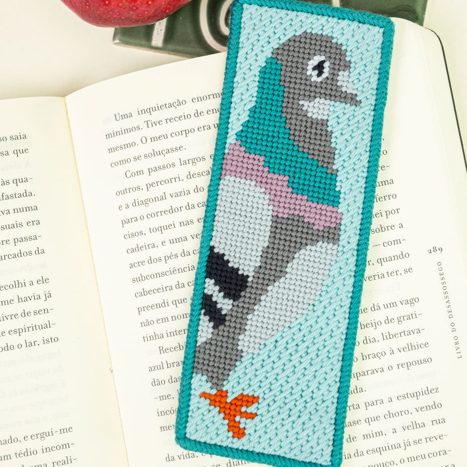 New York Pigeon Needlepoint Bookmark Kit - Stitch Guide