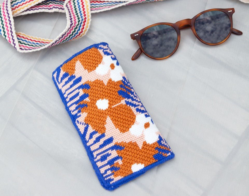 How to make a needlepoint sunglasses case