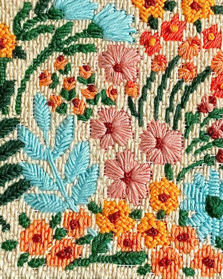 Happy Flowers Gobelin Stickerei
