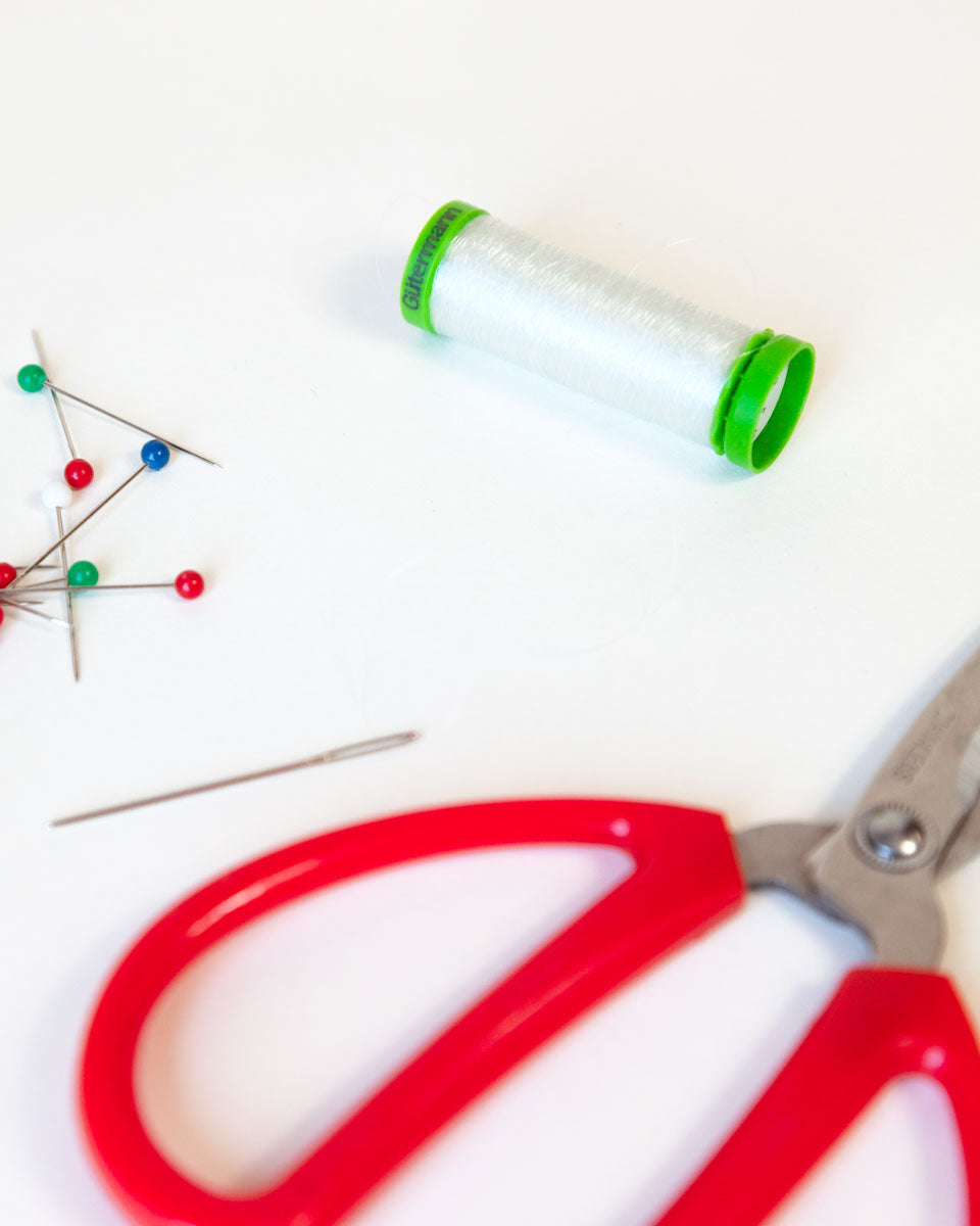 Invisible Sewing Thread, by Unwind Studio.