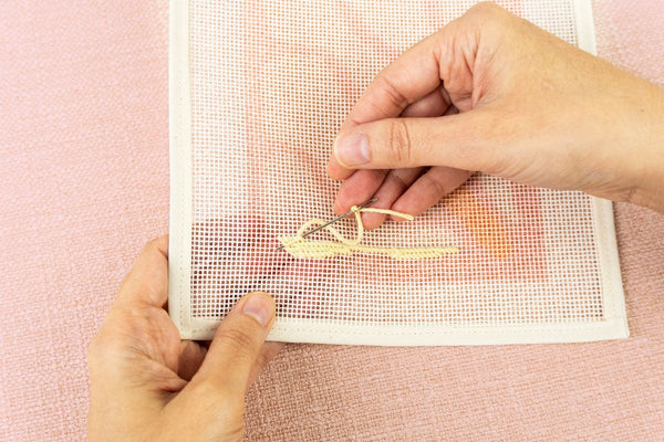 Ending a piece of thread