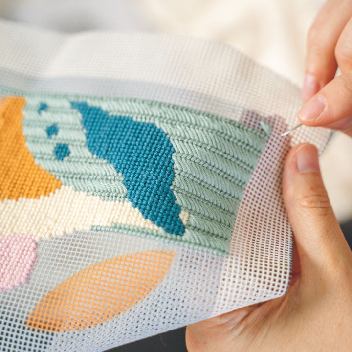 Needlepointing Video Instructions on How to Needlepoint – Unwind Studio