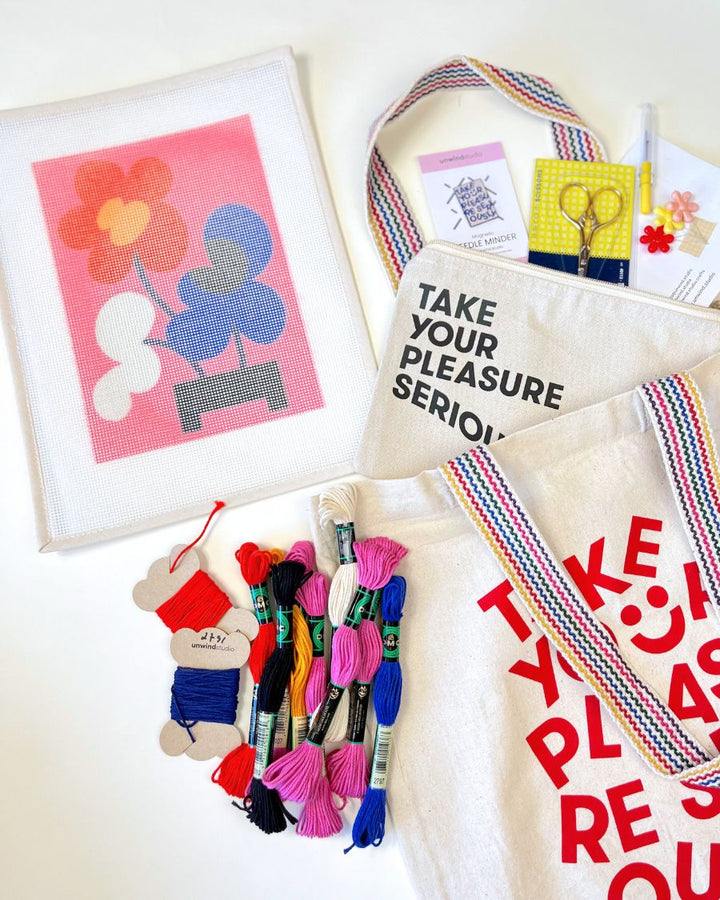 NEEDLEPOINT STARTER KIT "Flower Trio"