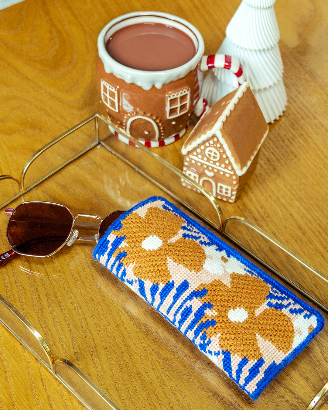 Royan Sunglasses Case Needlepoint Embroidery Kit