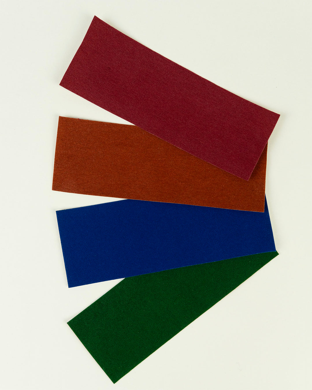 Tissu : Velours autocollant pour la doublure