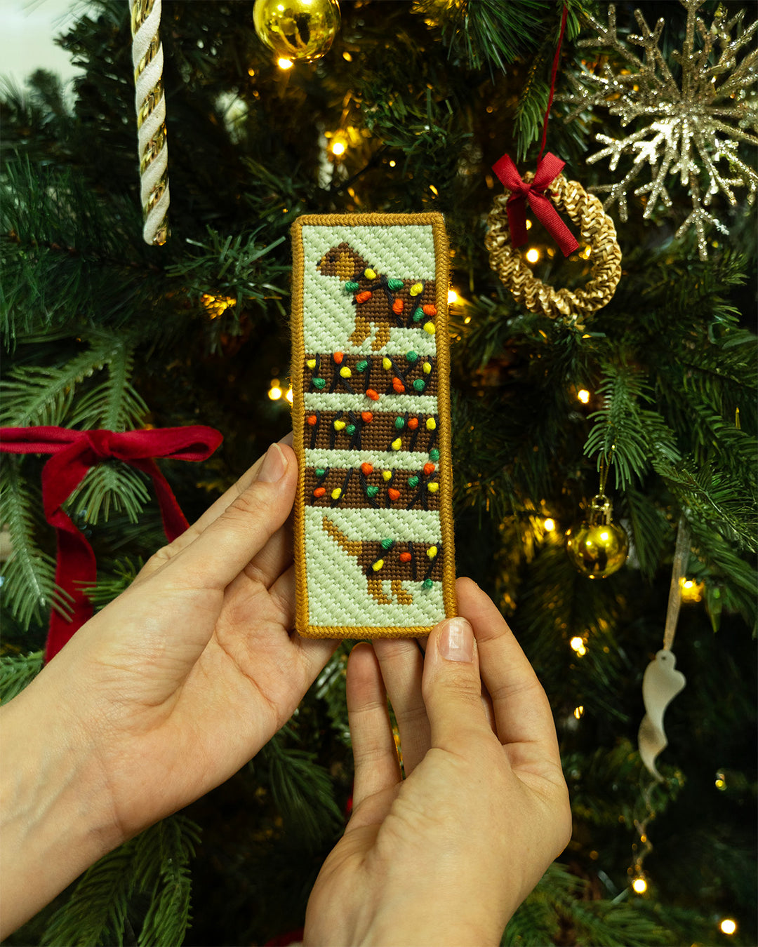 The Wi(e)nner Christmas - Limited Edition Bookmark Needlepoint Kit