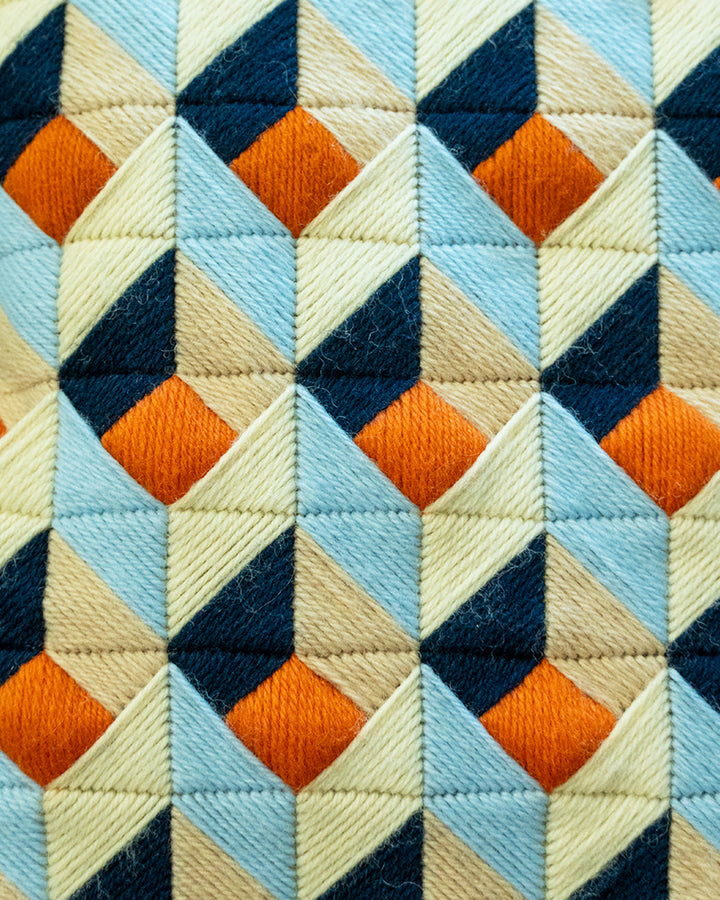 Tumbling Blocks V4: Stickkissen-Set (Zählgewebe)