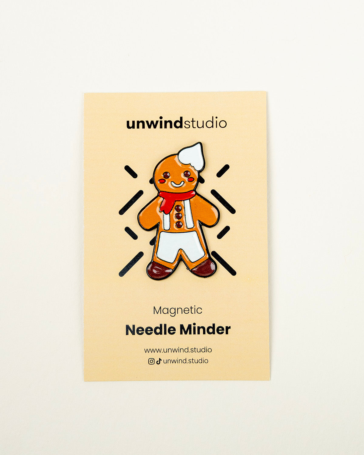 Needle Minder Gingerbread Boy Magnet (enamel pin) – Unwind Studio
