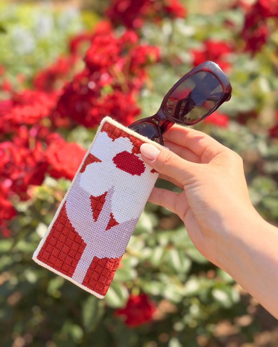Sunny Sunday Sunglasses Case Needlepoint Embroidery Kit