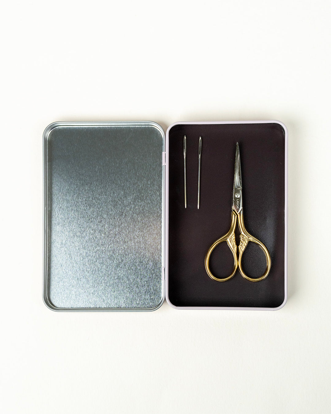 Magnetic Tin Box for Embroidery and Crafting